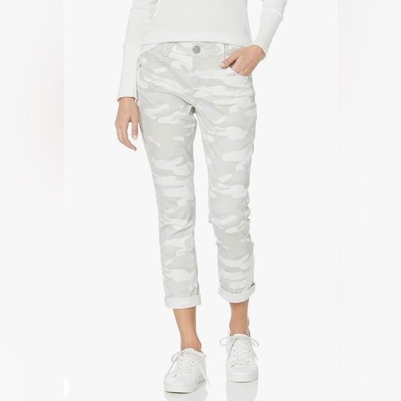 Democracy Denim - Democracy Womens Ab Solution Crop Light Gray Camo Jean Size 16
